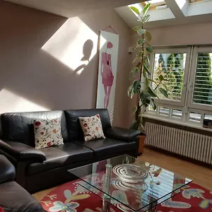 Serene Retreat Apartment Regensburg
